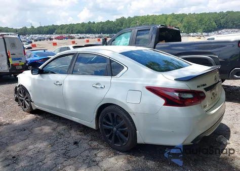 2018 Nissan Altima 2.5 Sr из США, поврежденный, VIN 1N4AL3AP1JC289193